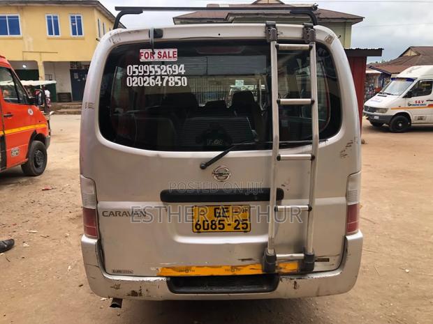 Nissan Caravan 2010 Silver