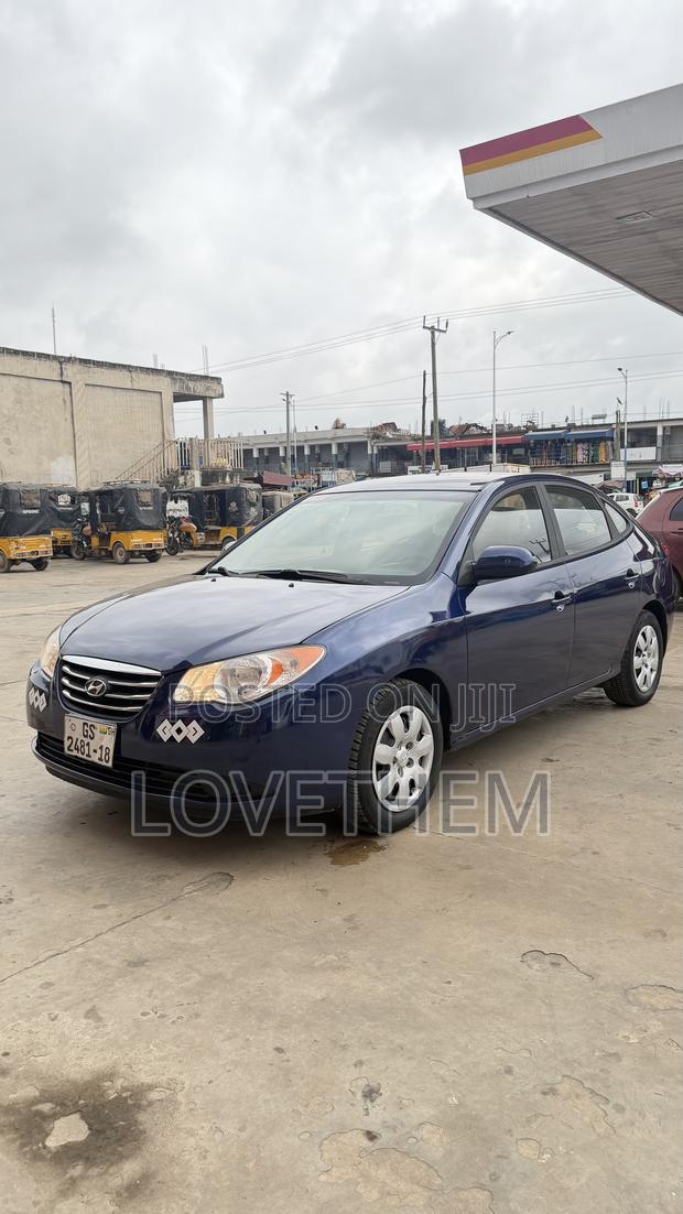 Hyundai Elantra 2011 Blue