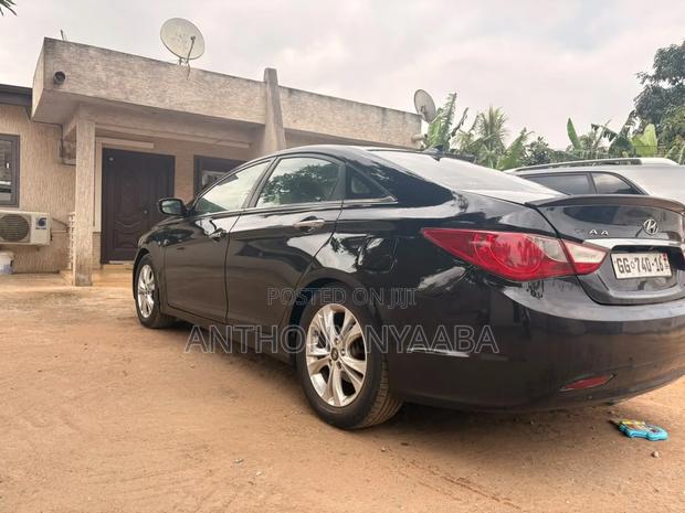 Hyundai Sonata 2013 Black