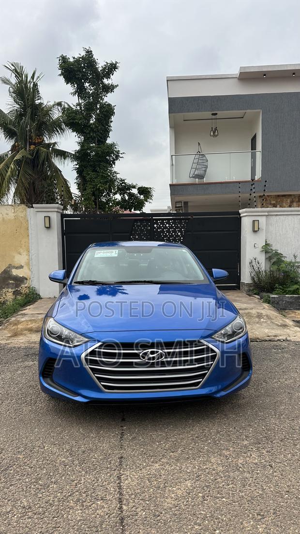 Hyundai Elantra 2018 Blue