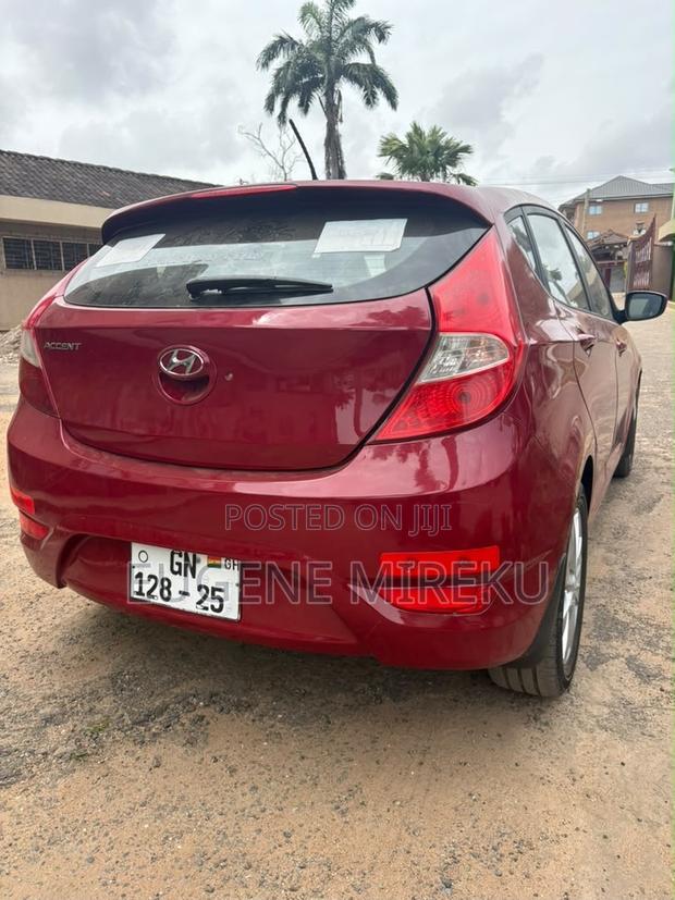 Hyundai Accent GS 4dr Hatchback (1.6L 4cyl 6M) 2015 Red