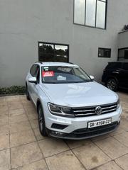 Volkswagen Tiguan 2.0T S 2022 White for sale