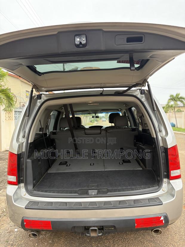 Honda Pilot 2012 Silver