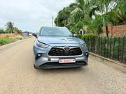 Toyota Highlander 2022 Blue for sale