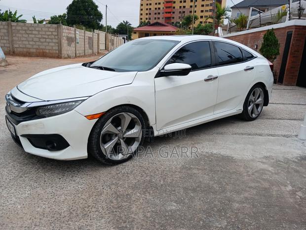 Honda Civic 2016 White