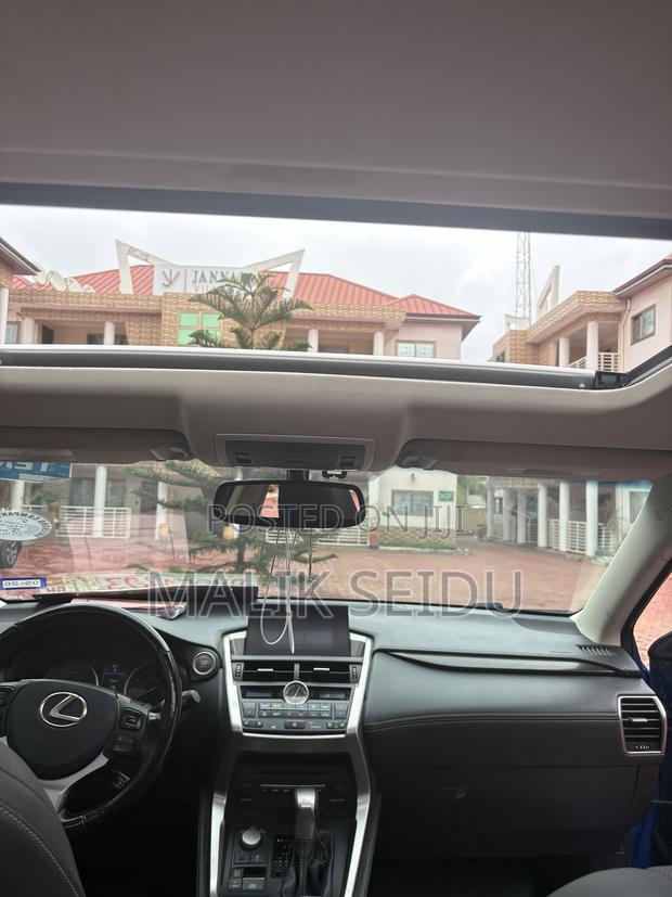 Lexus NX 2016 Blue