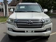 Toyota Land Cruiser 5.7 V8 VXR 2017 White for sale
