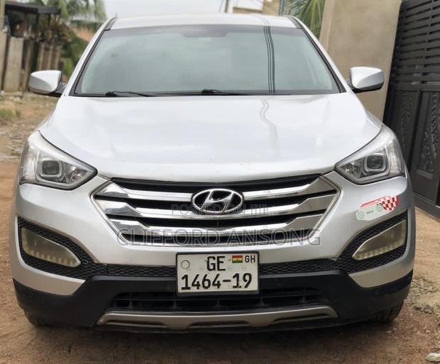 Hyundai Santa Fe SE AWD 2016 Silver