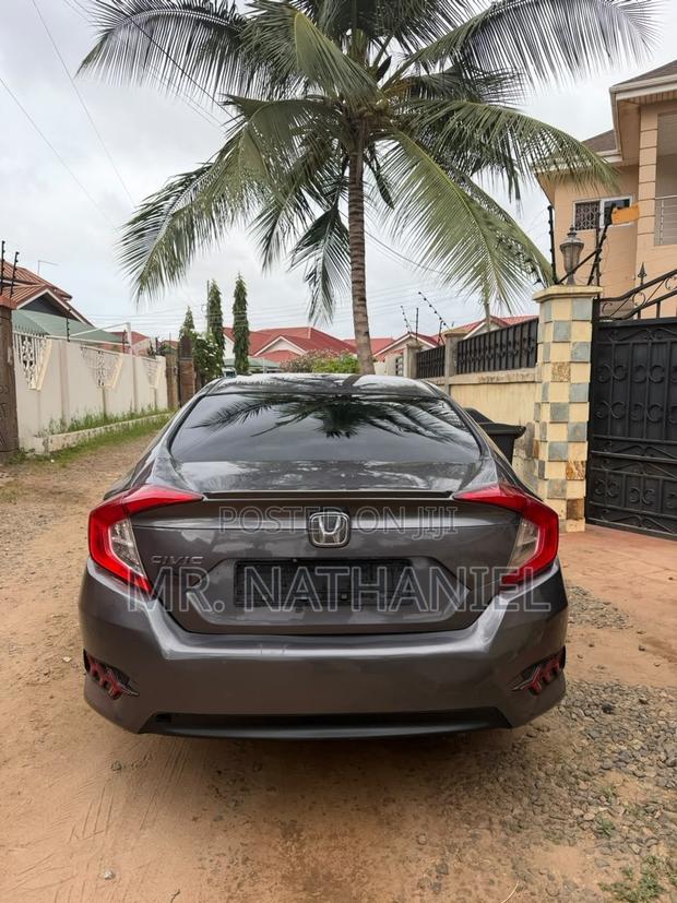 Honda Civic 2016 Gray