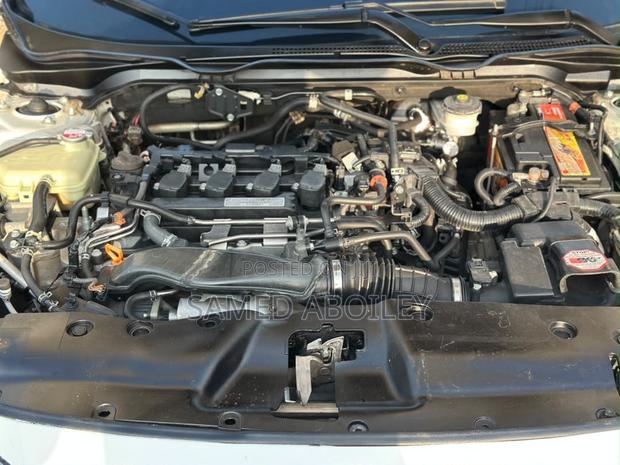 Honda Civic 2018 White