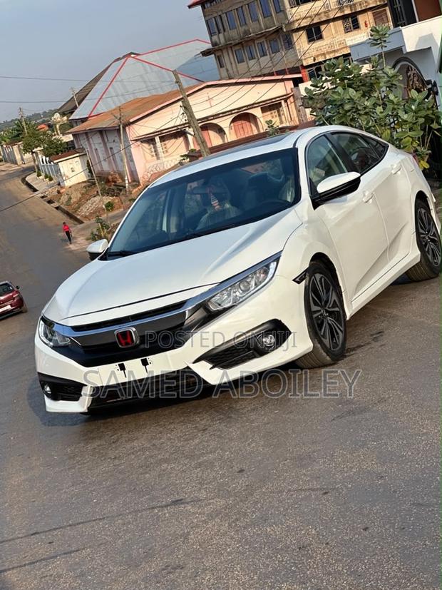 Honda Civic 2018 White