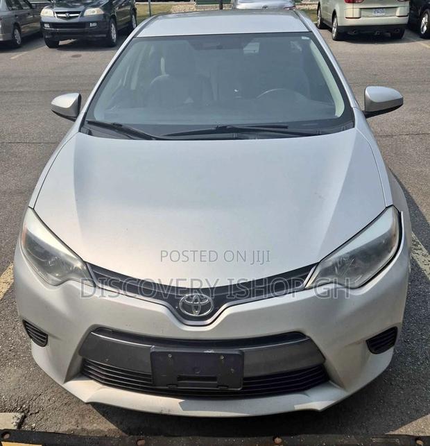 Toyota Corolla LE 4dr Sedan (1.8L 4cyl CVT) 2016 Silver