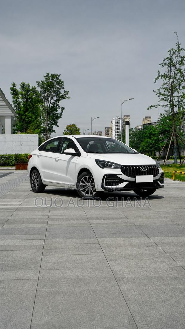 Chery Arrizo 5 2025 White