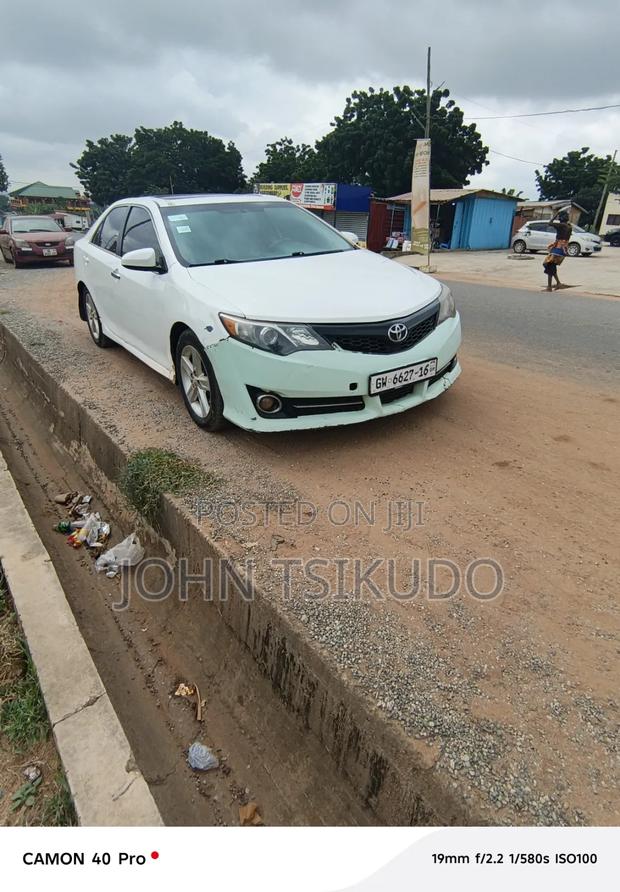 Toyota Camry 2014 White