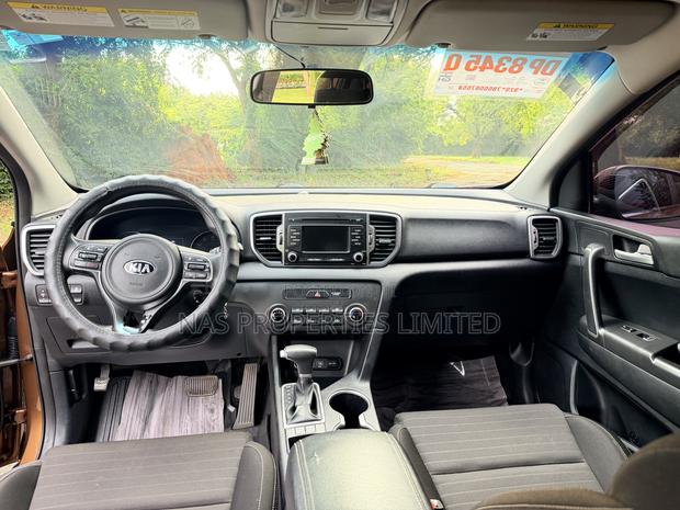 Kia Sportage LX AWD 2018 Gold
