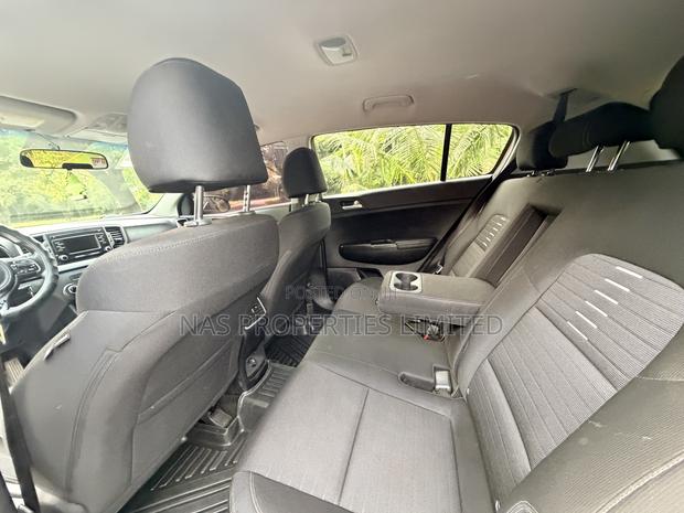 Kia Sportage LX AWD 2018 Gold