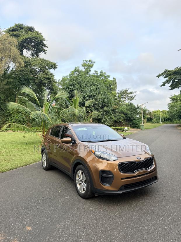 Kia Sportage LX AWD 2018 Gold