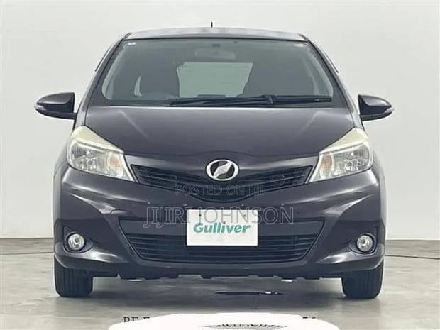 Toyota Vitz 2014 Black