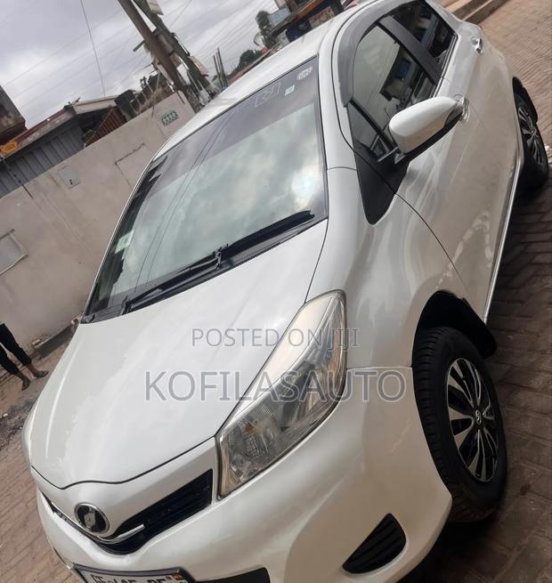 Toyota Vitz 2013 White