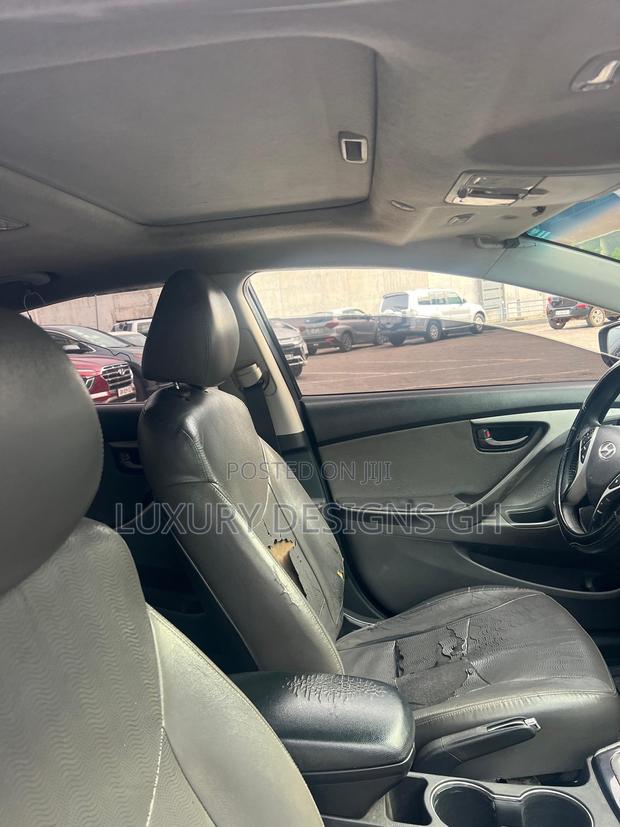 Hyundai Elantra 2011 Black