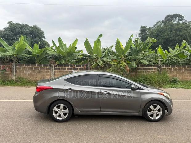 Hyundai Elantra 2014 Gray