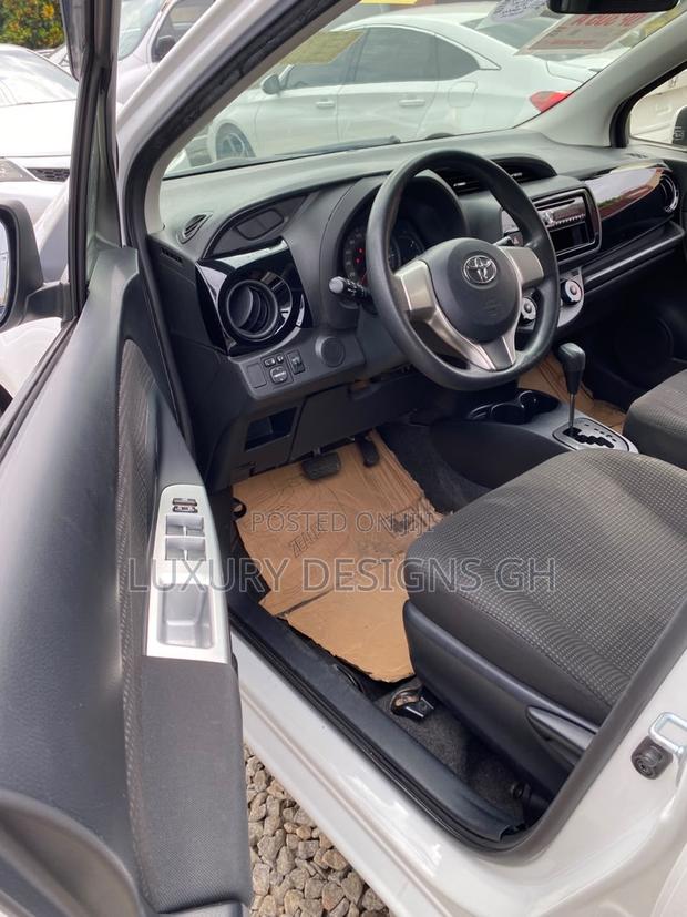 Toyota Vitz 2015 White