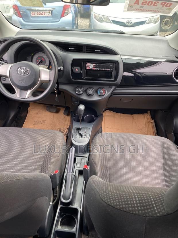 Toyota Vitz 2015 White