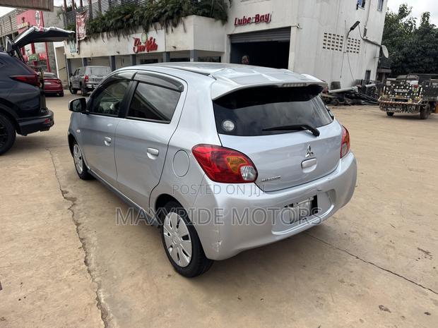 Mitsubishi Mirage 2015 Silver