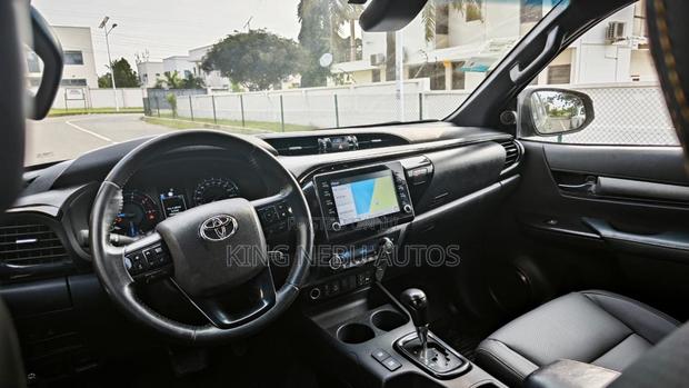 Toyota Hilux Revo Double Cab Deisel 2.4 RWD 2022 Green