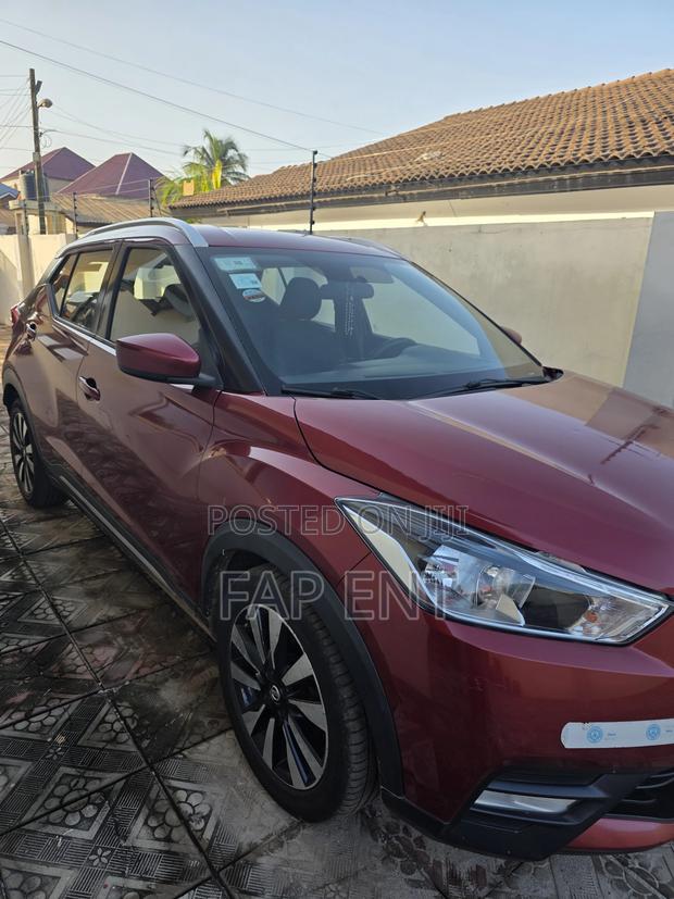 Nissan Kicks S 2019 Red