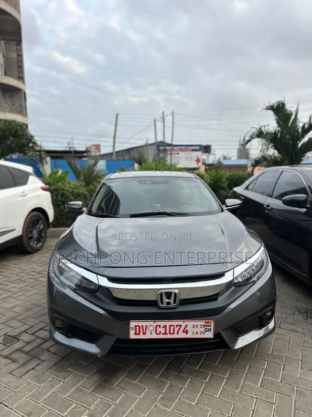Honda Civic Touring 4dr Sedan (1.5L 4cyl) 2017 Gray
