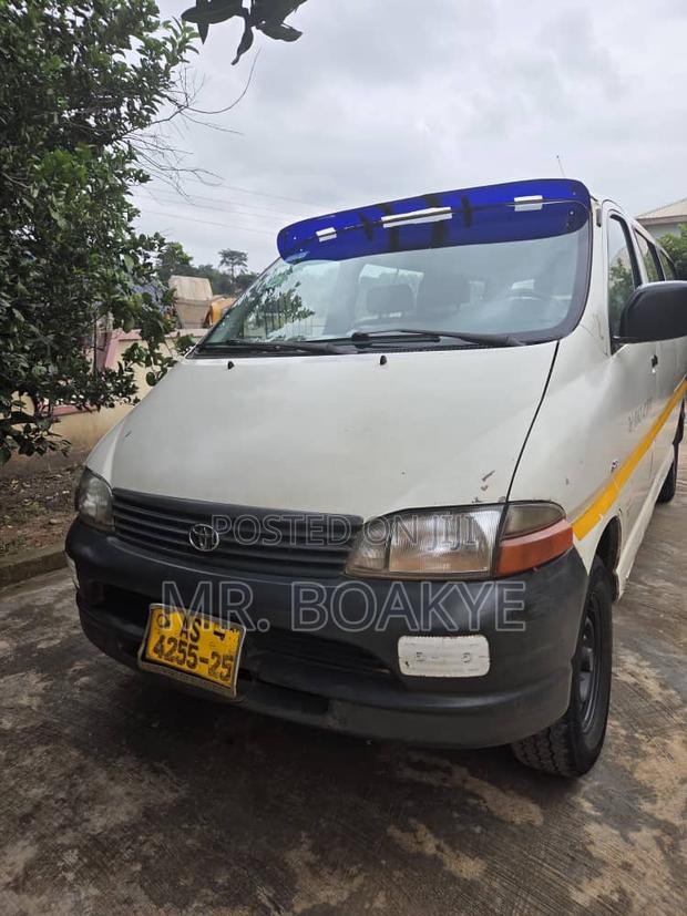 Toyota TownAce 2010 White