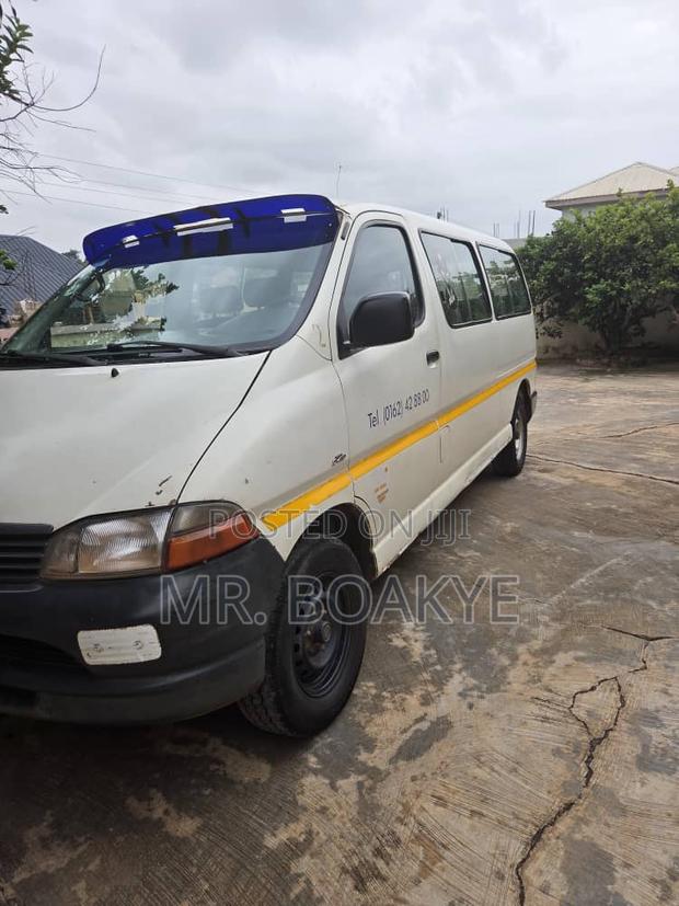 Toyota TownAce 2010 White