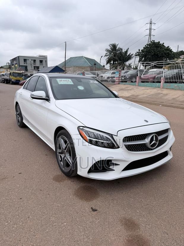 Mercedes-Benz C300 2020 White