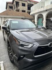 Toyota Highlander XLE AWD 2023 Gray for sale