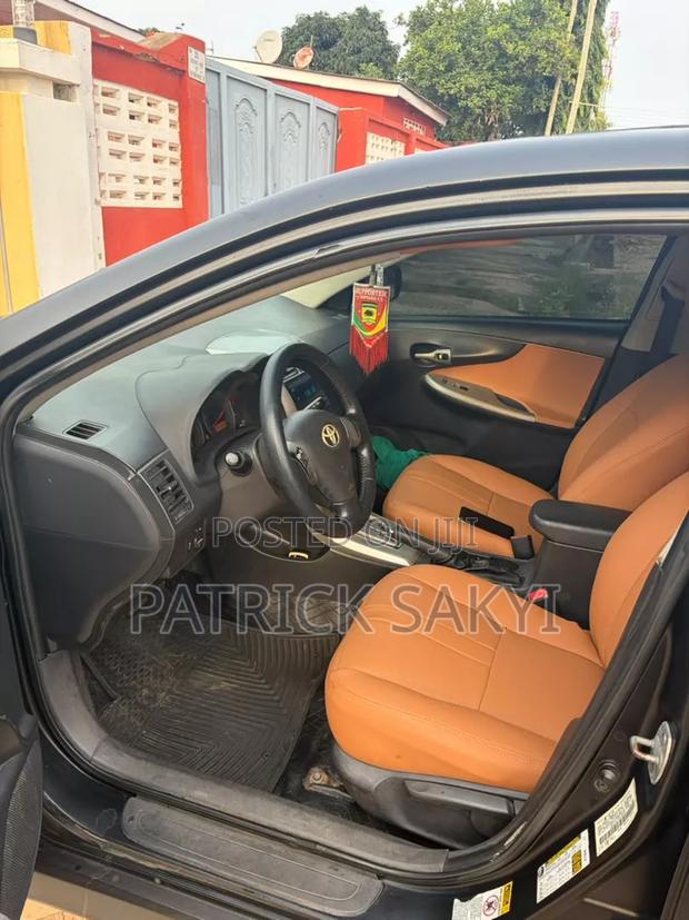 Toyota Corolla 2009 Black