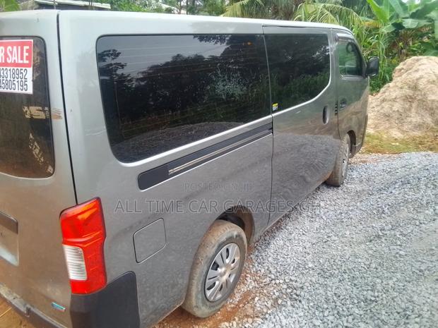 Nissan Caravan 2018 Gray