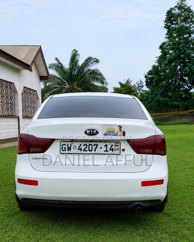Kia Optima 2011 White