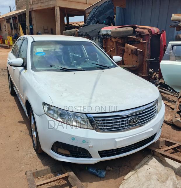Kia Optima 2011 White