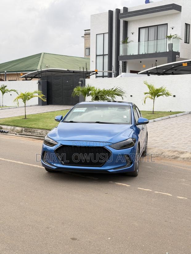 Hyundai Elantra Limited 2018 Blue