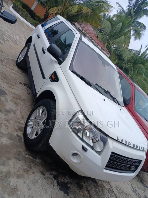 Land Rover Freelander SV Premium 2014 White