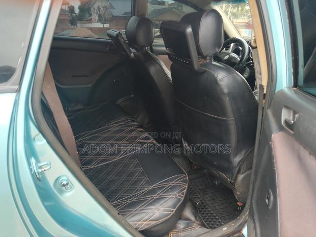 Pontiac Vibe 2006