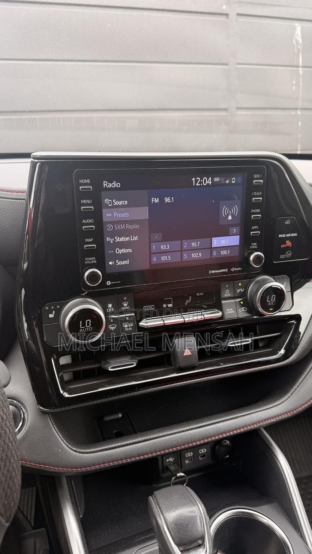 Toyota Highlander XSE AWD 2023 Blue