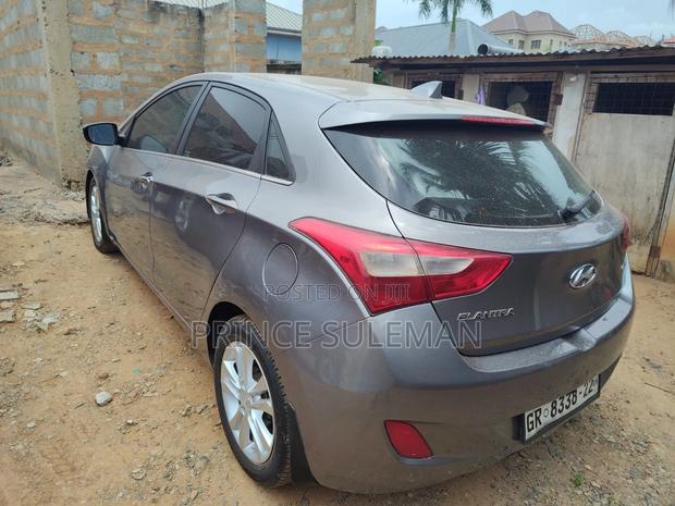Hyundai Elantra 2013 Silver
