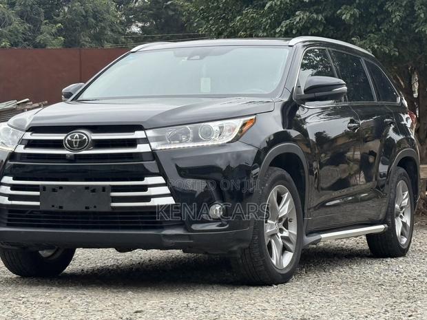 Toyota Highlander XLE 2019 Black