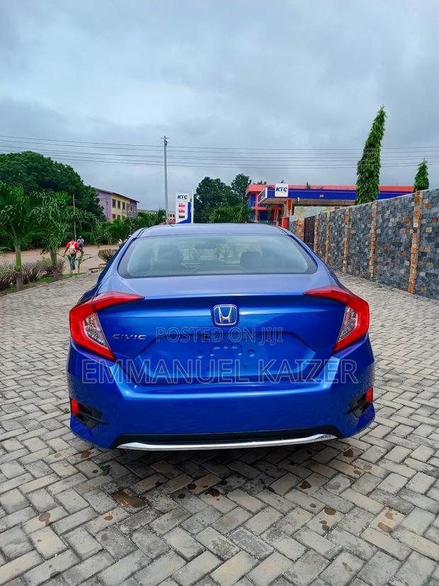 Honda Civic 2021 Blue