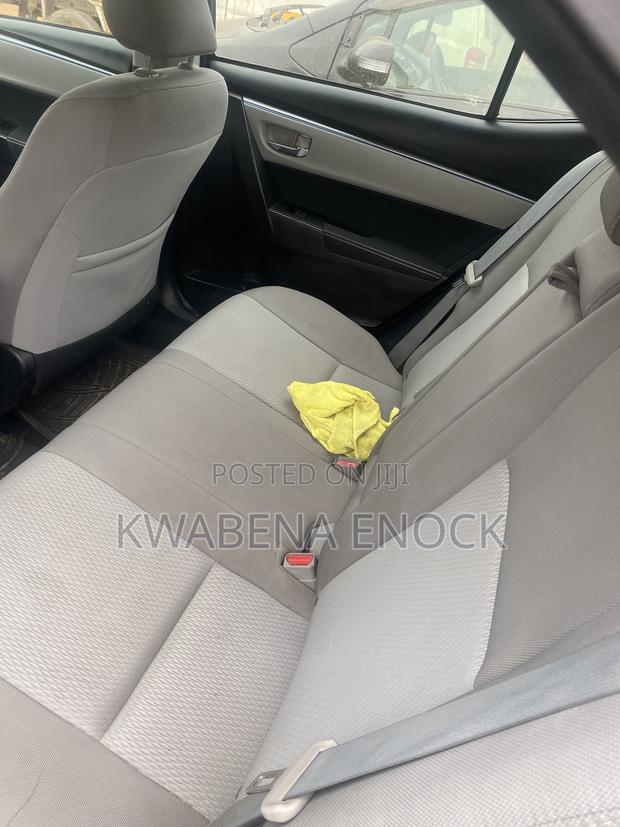 Toyota Corolla 2016 Green