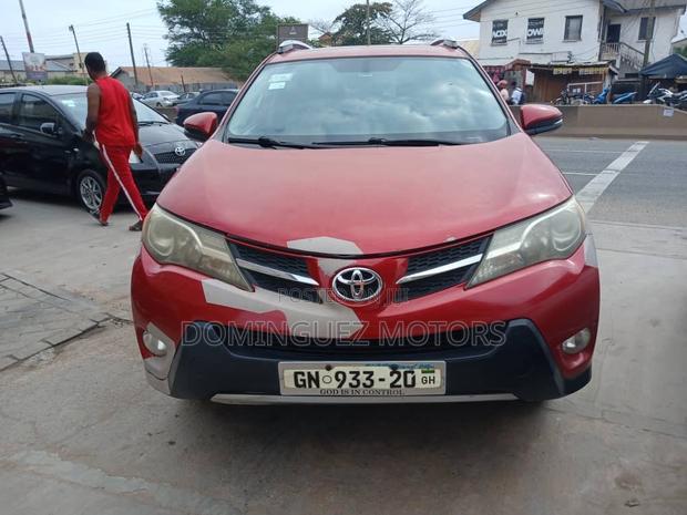 Toyota RAV4 2016 Red