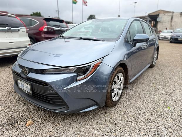 Toyota Corolla 2025 Blue