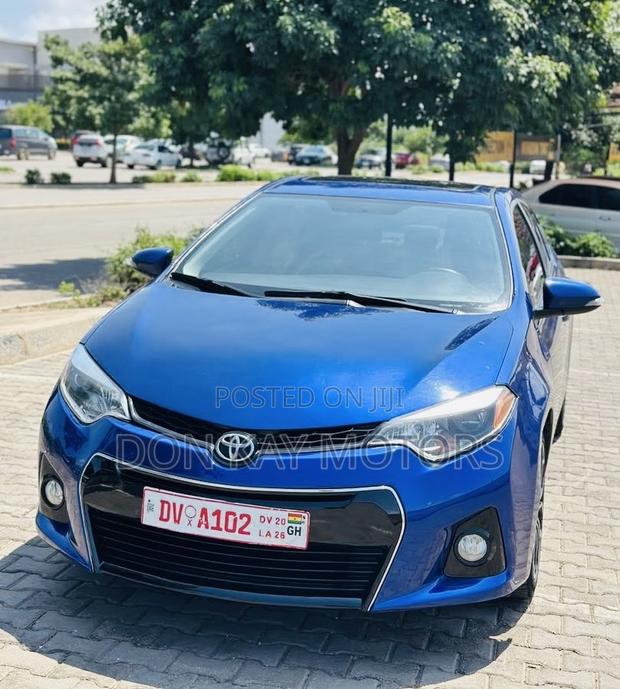 Toyota Corolla S 4dr Sedan (1.8L 4cyl CVT) 2016 Blue